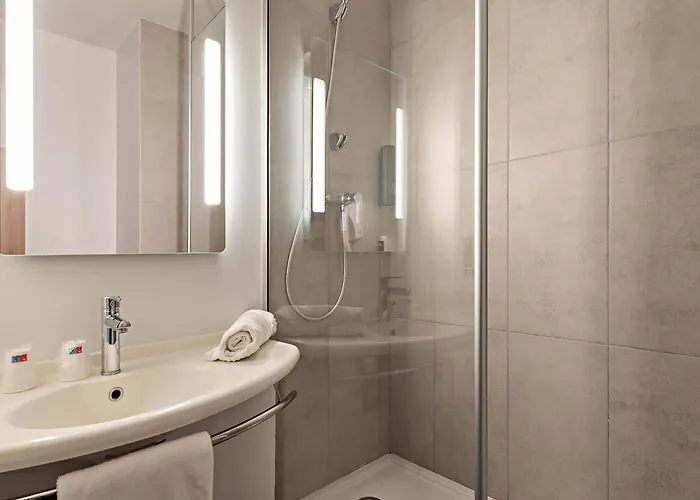 B&B Hotel Rouen Centre Rive Gauche